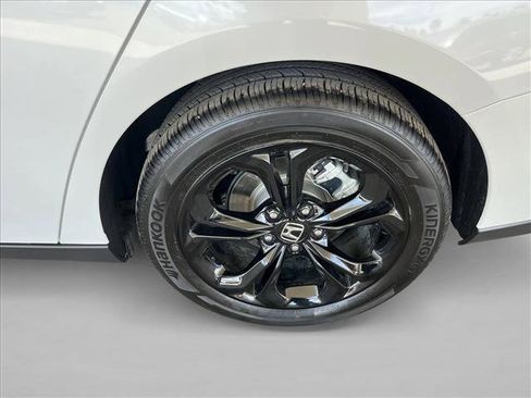 Used 2025 Honda Accord SE image 23