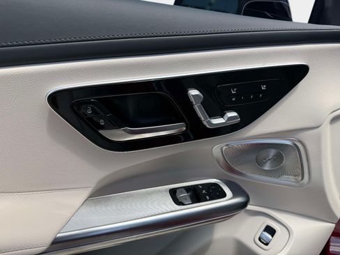 Certified 2026 Mercedes-Benz CLE 300 4MATIC Coupe image 12