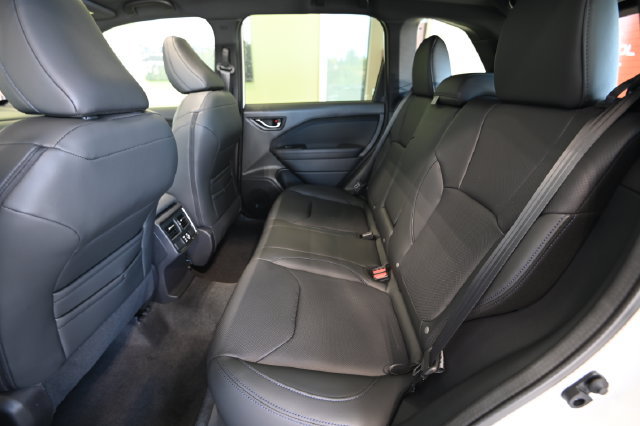 New 2026 Subaru Forester Limited AWD/4WD image 9