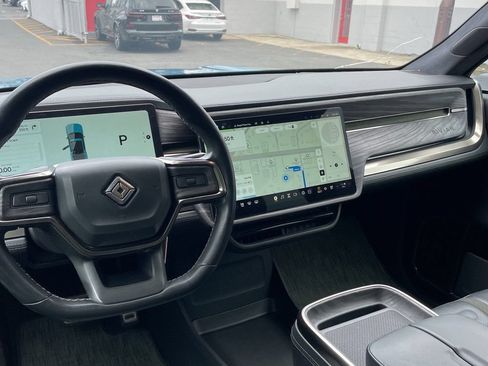 Used 2022 Rivian R1T Launch Edition AWD/4WD image 16