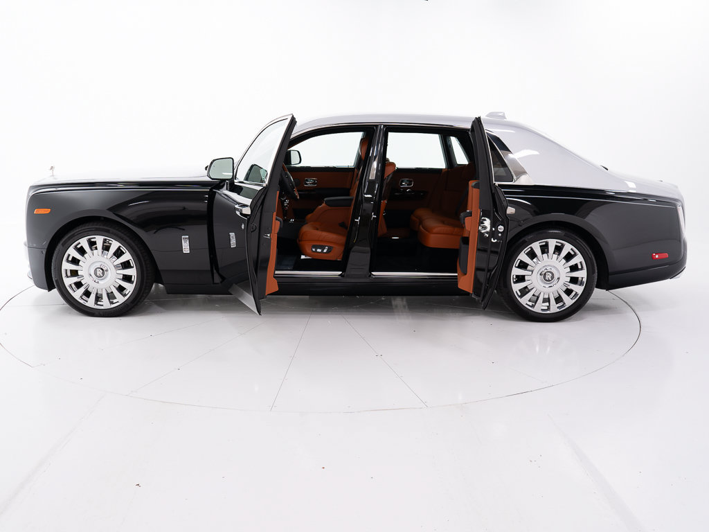Certified 2023 Rolls-Royce Phantom Sedan RWD image 9