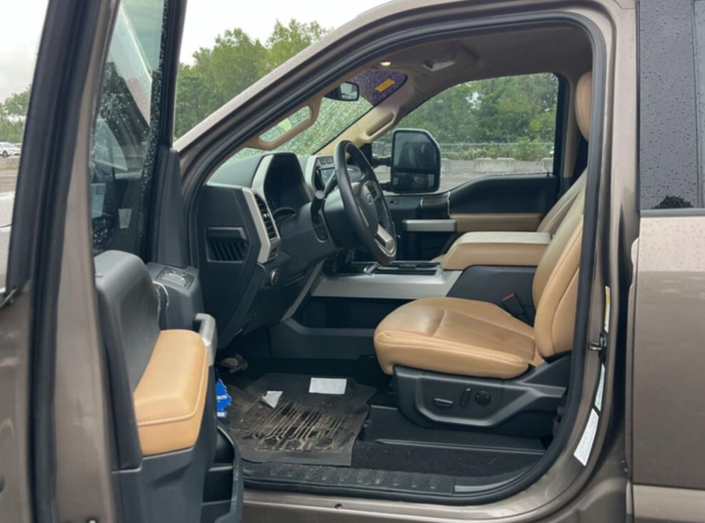 Used 2022 Ford F250 Lariat w/ Lariat Ultimate Package AWD/4WD image 8