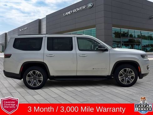 Used 2023 Jeep Wagoneer Series II w/ Flexible Seating Group AWD/4WD image 6