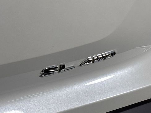 Used 2023 Nissan Pathfinder SL AWD/4WD image 24