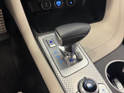 Used 2023 Genesis G70 2.0T w/ Sport Prestige Package RWD image 28