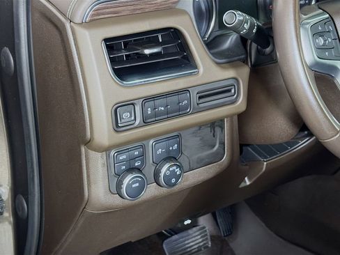 Used 2021 Chevrolet Tahoe LT AWD/4WD image 11