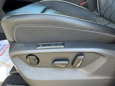 Certified 2024 Volkswagen Atlas SEL Premium R-Line image 28