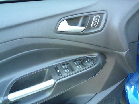 Used 2019 Ford Escape SEL AWD/4WD image 21