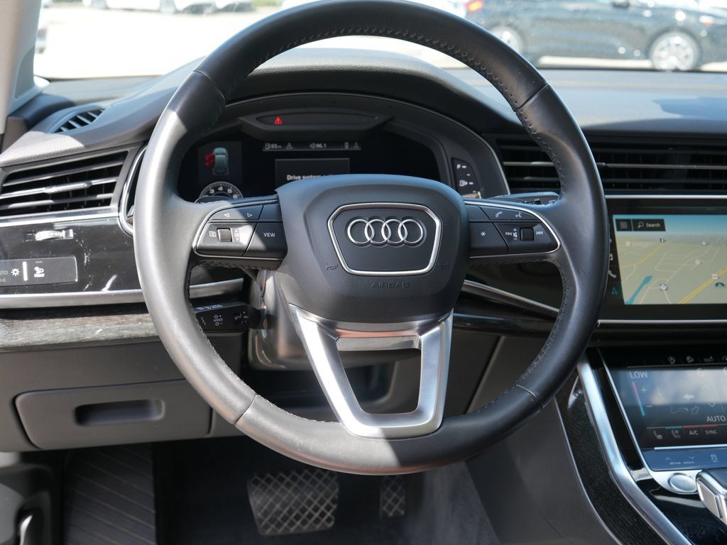 Used 2020 Audi Q7 3.0T Prestige w/ Prestige Package AWD/4WD image 26