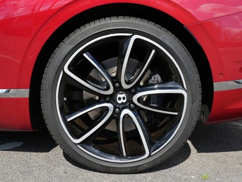 Used 2020 Bentley Continental GT AWD/4WD image 10