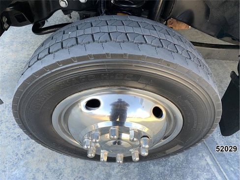 Used 2021 Ford F550 4x4 Crew Cab Super Duty w/ Power Equipment Group image 15