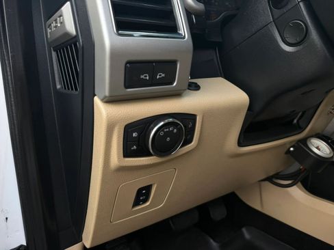 Used 2017 Ford F150 Lariat w/ Equipment Group 502A Luxury AWD/4WD image 37