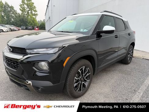 Used 2023 Chevrolet TrailBlazer ACTIV w/ Sun and Liftgate Package AWD/4WD image 6