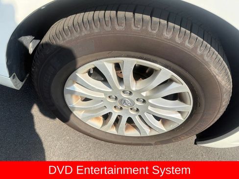 Used 2015 Toyota Sienna XLE Premium FWD image 10