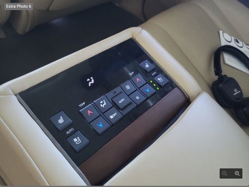 Used 2017 Lexus LX 570 4WD w/ Luxury Package image 14