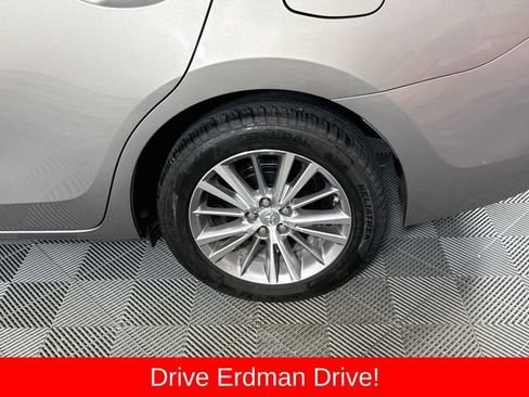 Used 2015 Toyota Corolla LE Premium FWD image 4
