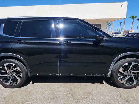 Used 2022 Mitsubishi Outlander SEL FWD image 4