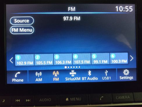 Used 2024 Nissan Sentra SV FWD image 25