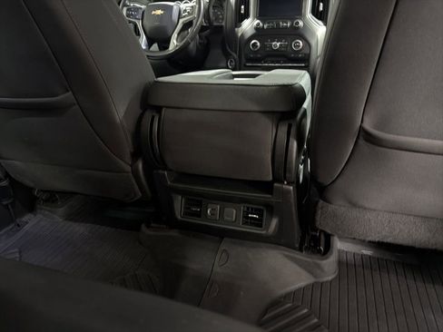 Used 2022 Chevrolet Silverado 2500 LT w/ Convenience Package image 20