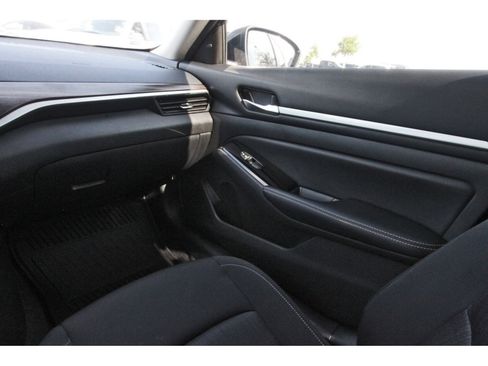Certified 2023 Nissan Altima 2.5 SV FWD image 14