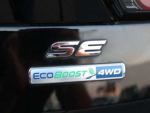 Used 2018 Ford Escape SE w/ Ford Safe & Smart Package AWD/4WD image 29