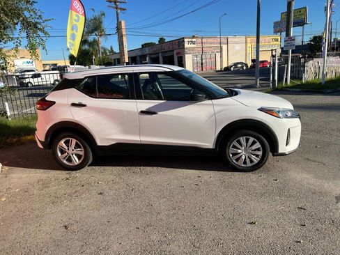 Used 2023 Nissan Kicks S image 4