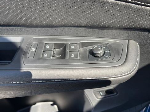 New 2026 Volkswagen Atlas Cross Sport SEL R-Line AWD/4WD image 17
