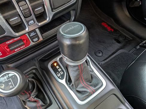 Used 2020 Jeep Gladiator Rubicon AWD/4WD image 26