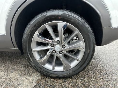 Used 2022 Buick Encore GX Essence w/ Experience Buick Package AWD/4WD image 13