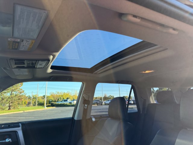 Certified 2024 Toyota 4Runner SR5 Premium w/ Moonroof Package AWD/4WD image 39