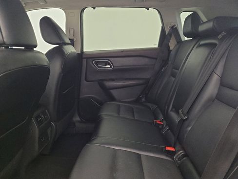 Used 2021 Nissan Rogue SV w/ Premium Package AWD/4WD image 18