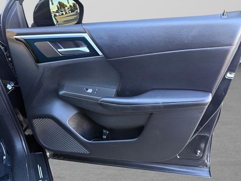 Used 2022 Mitsubishi Outlander SE image 26