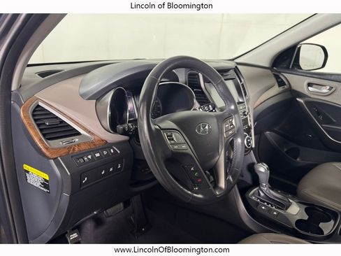 Used 2017 Hyundai Santa Fe Limited w/ Cargo Package AWD/4WD image 37
