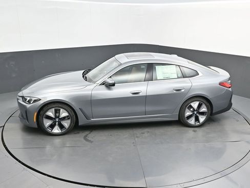 New 2026 BMW i4 eDrive40 w/ Premium Package RWD image 35