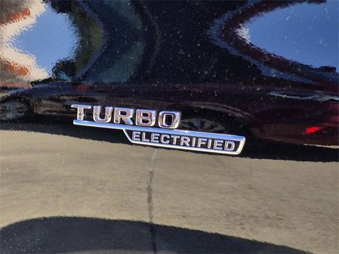 Certified 2025 Mercedes-Benz C 43 AMG 4MATIC Sedan image 12