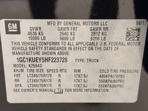 Used 2017 Chevrolet Silverado 2500 W/T AWD/4WD image 44