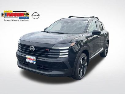 New 2026 Nissan Kicks SR w/ Cold Weather Package