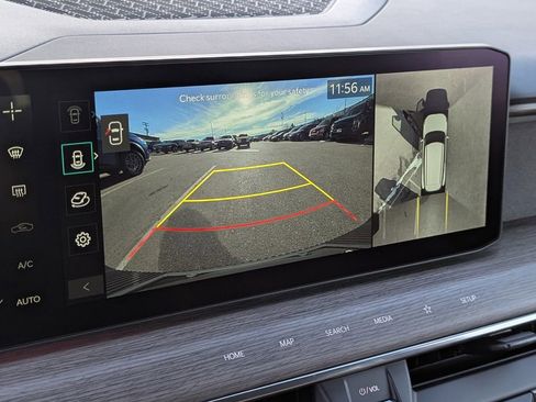 Certified 2024 Kia EV9 Land image 27