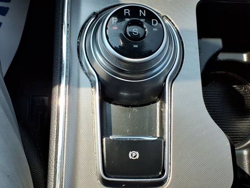 Used 2023 Ford Edge Titanium w/ Equipment Group 301A AWD/4WD image 17
