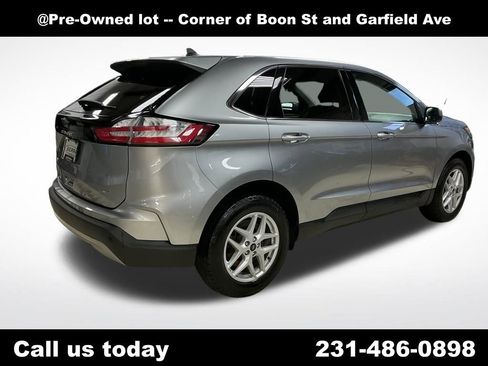 Used 2023 Ford Edge SEL AWD/4WD image 7
