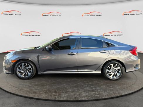 Used 2017 Honda Civic EX image 7