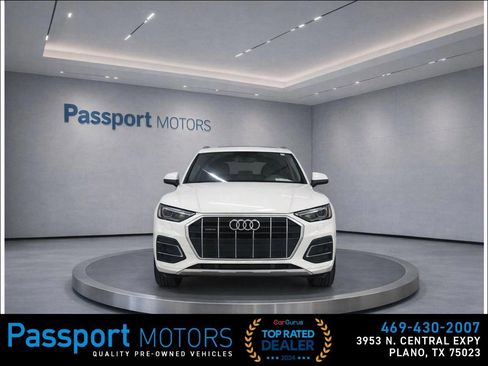 Used 2023 Audi Q5 Prestige w/ Prestige Package image 2
