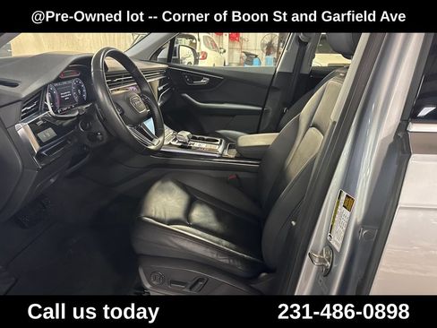 Used 2020 Audi Q7 3.0T Premium w/ Convenience Package AWD/4WD image 14