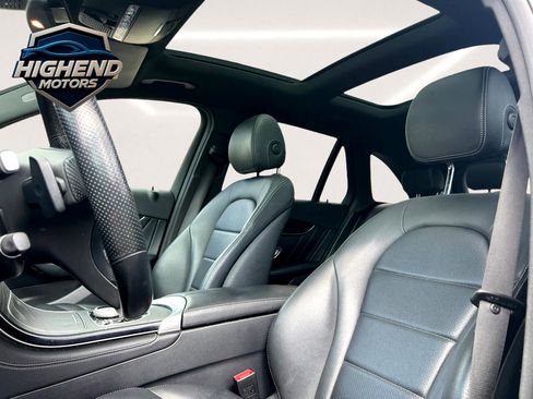 Used 2018 Mercedes-Benz GLC 300 4MATIC w/ AMG Line image 16