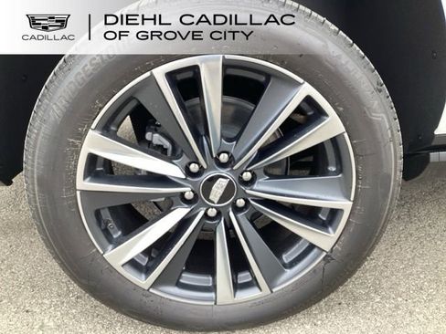 New 2026 Cadillac Escalade ESV Sport w/ Touring Package AWD/4WD image 8