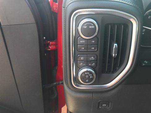 Certified 2021 GMC Sierra 1500 Denali w/ Denali Ultimate Package AWD/4WD image 14