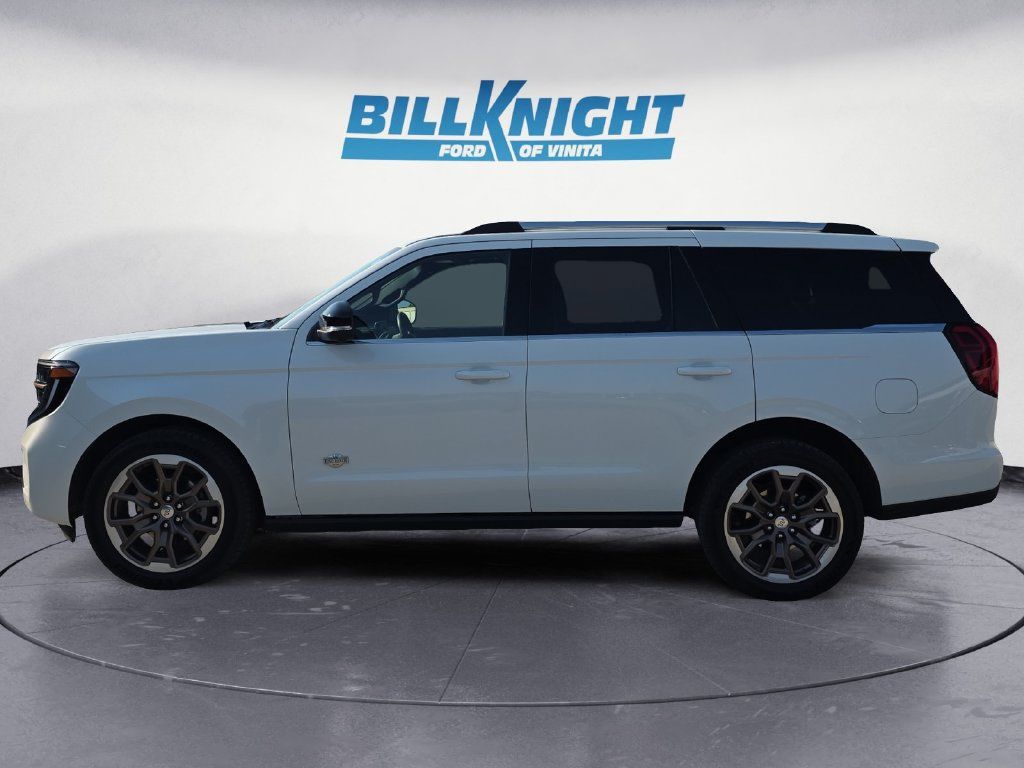 Used 2026 Ford Expedition King Ranch AWD/4WD image 2