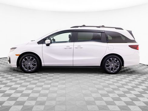 Used 2025 Honda Odyssey EX-L image 2