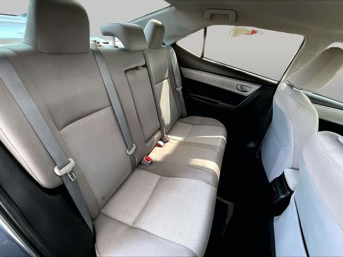 Used 2016 Toyota Corolla LE FWD image 20