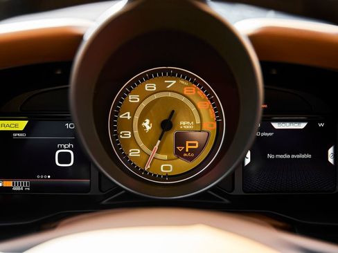 Used 2020 Ferrari F8 Tributo image 63